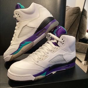 AIR JORDAN 5’s 🍇